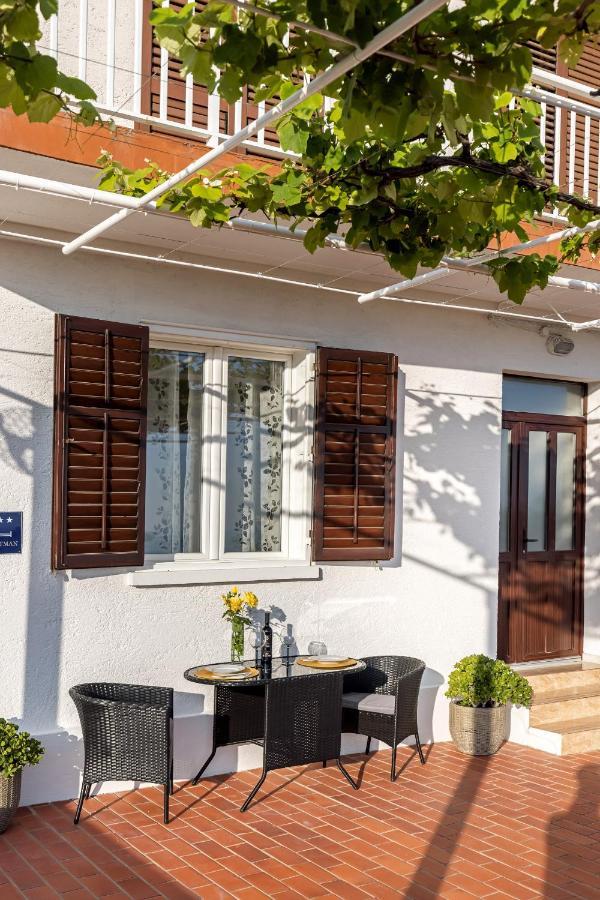 מליני Guest House Anna מראה חיצוני תמונה